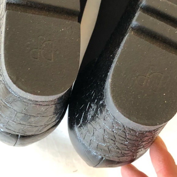 Elegant black platform loafers. - Picture 4 of 8